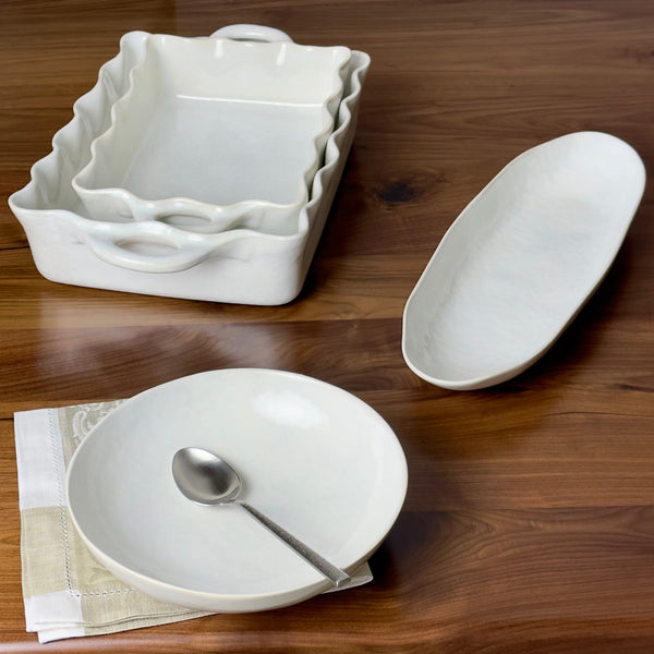 Cozina White Coupe Tray – Carmel Ceramica