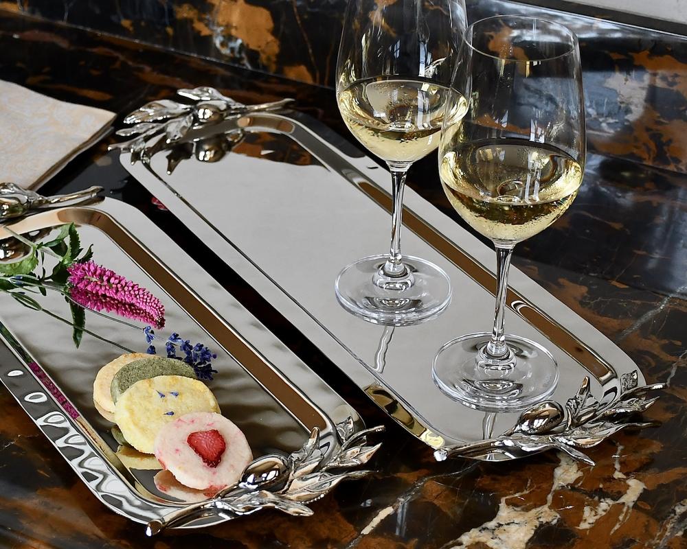 Dinnerware